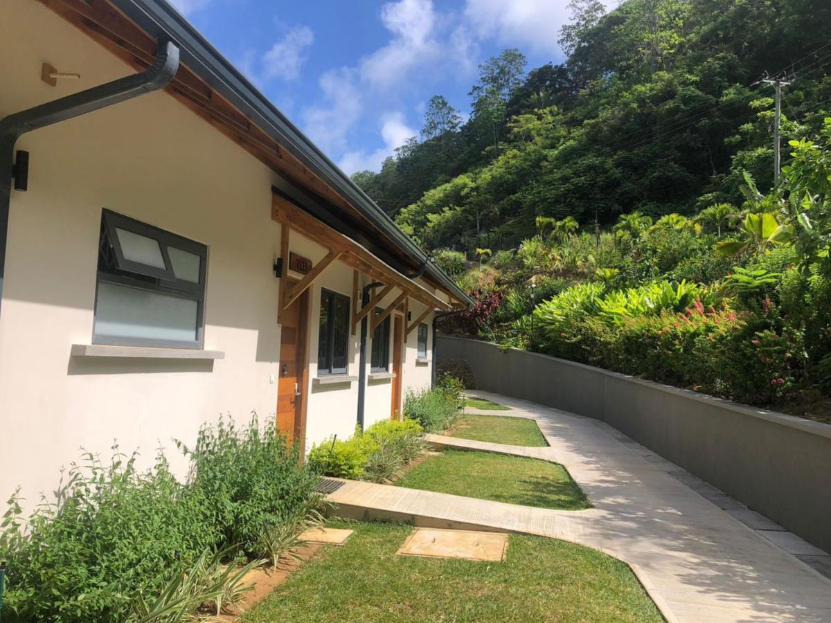 Paradise Chalets Yoga & Wellness Takamaka Zewnętrze zdjęcie