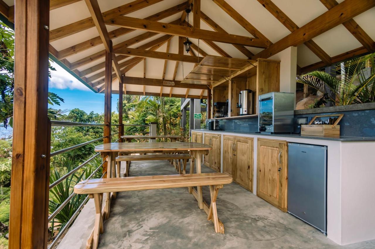 Paradise Chalets Yoga & Wellness Takamaka Zewnętrze zdjęcie
